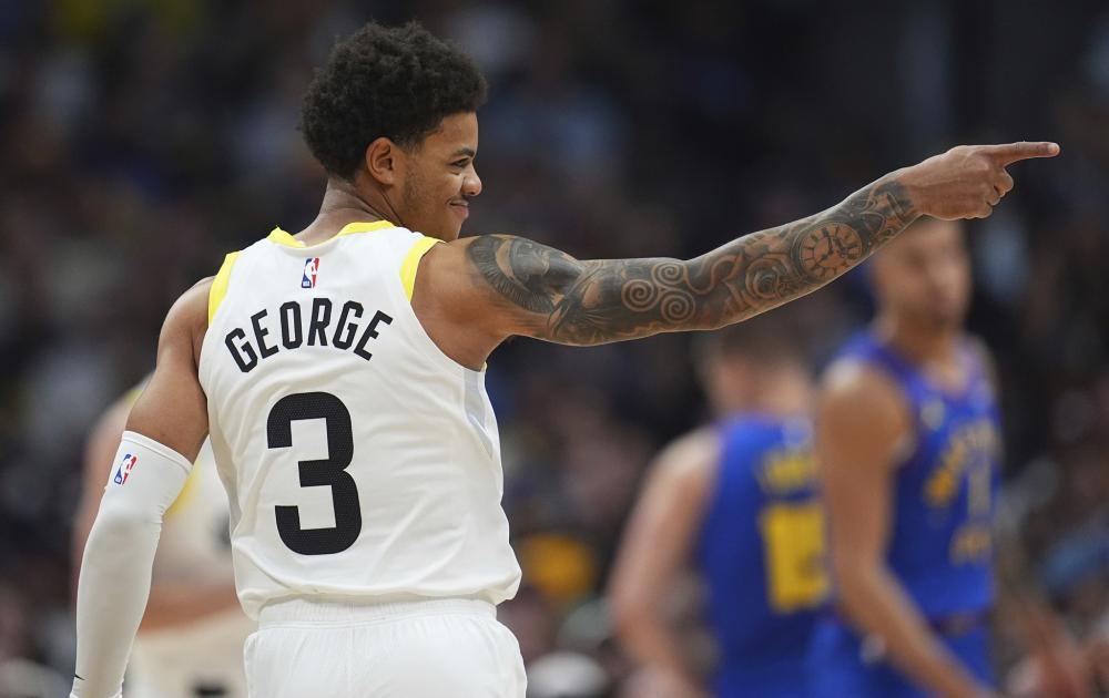 地提升了自 地提升了自