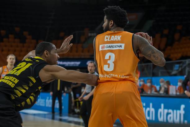 高速度和完 高速度和完